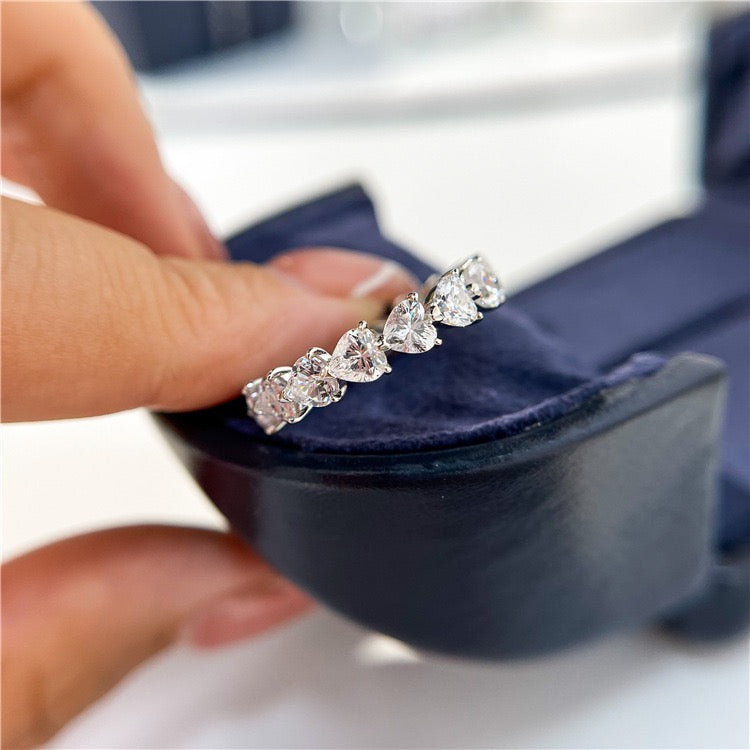Moissanite heart stackable ring