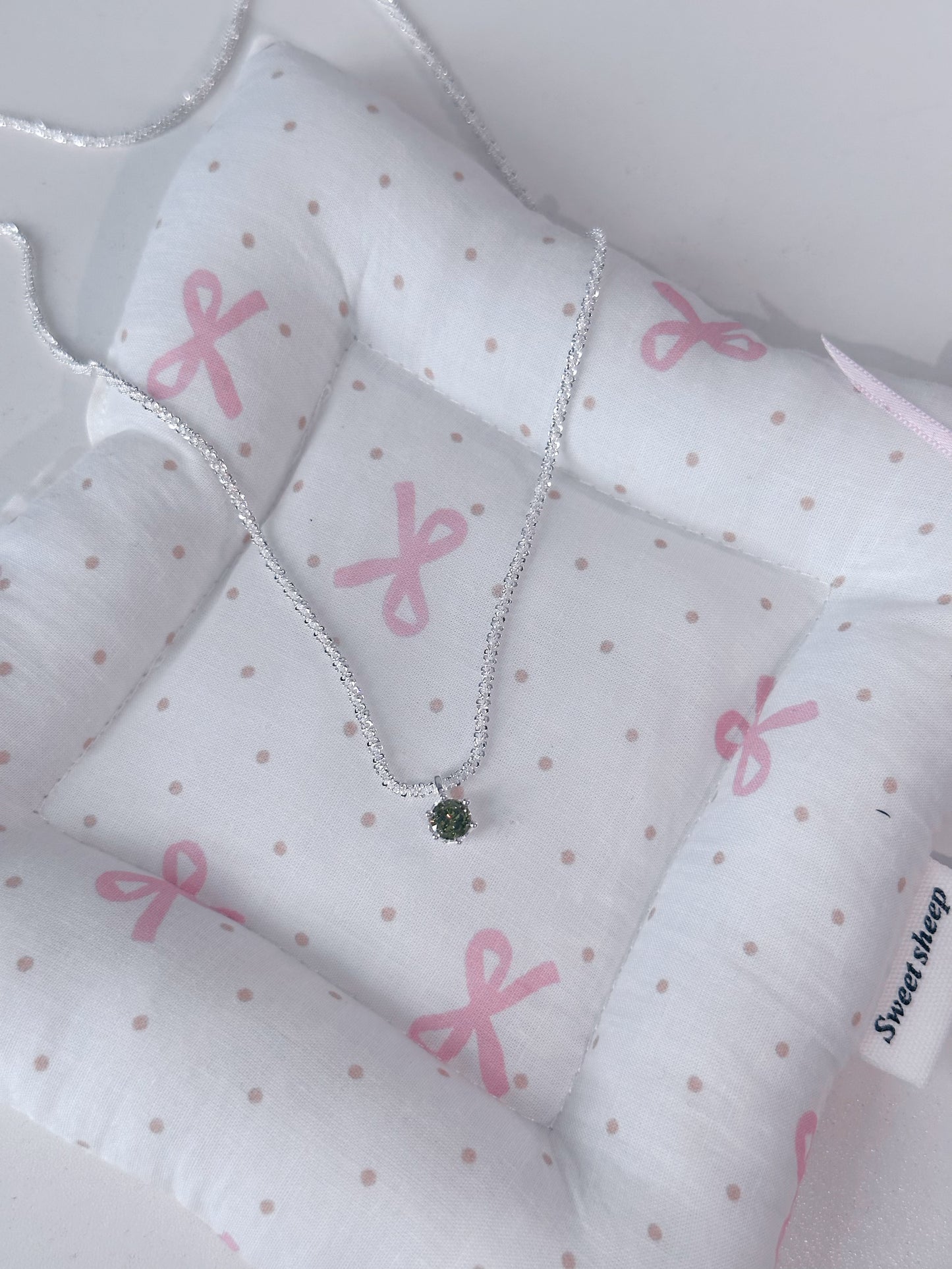 Shimmering Collarbone Chain